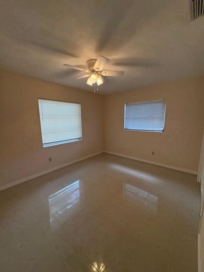 Building Photo - Charming 3 bed, 2 bath home, in Altamonte ...