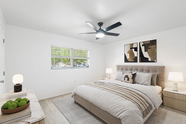 Building Photo - GULFPORT APARTMENT FOR RENT!