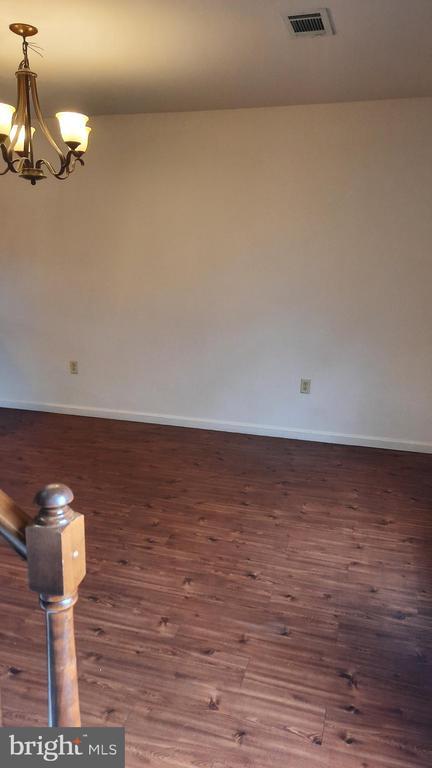 Building Photo - 137 Hunters Ridge Dr