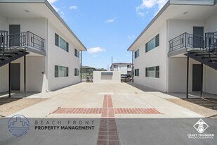 Building Photo - 5300 Lorna St.