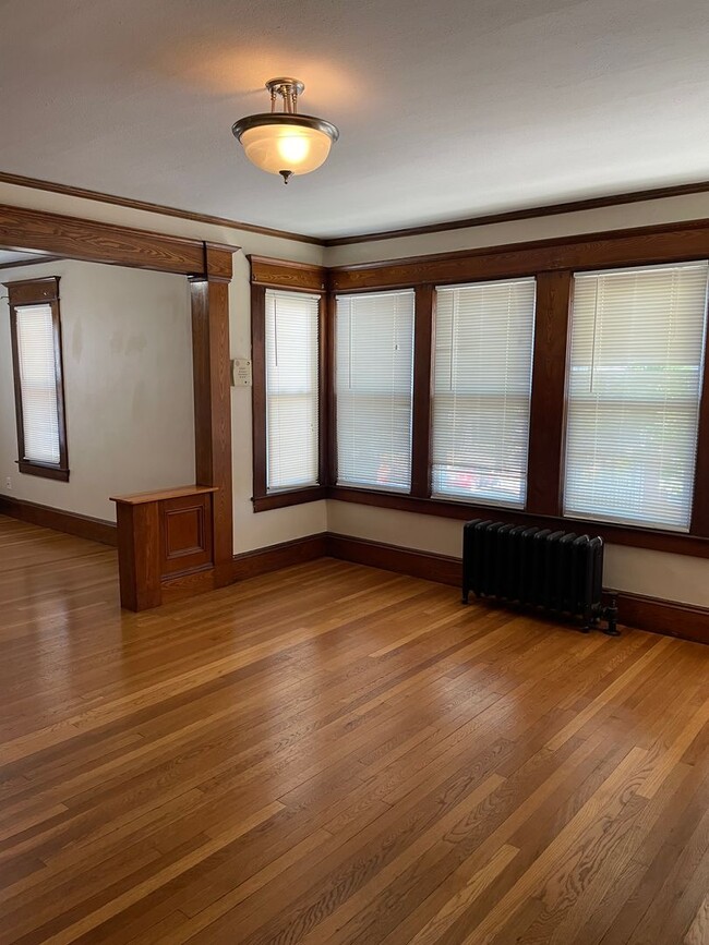 Building Photo - 51-53 Westford Circle