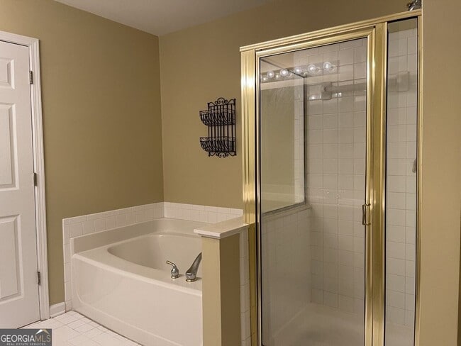 Building Photo - 2515 Longcourt Cir