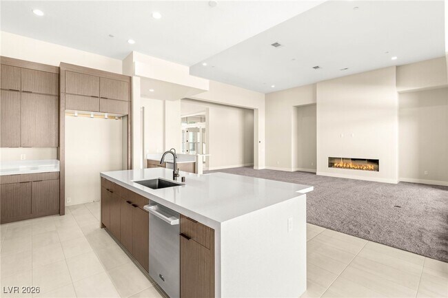 Building Photo - 11014 Horizon Ledge Ave