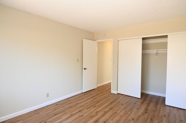 Building Photo - 1181 Casa Marcia Pl