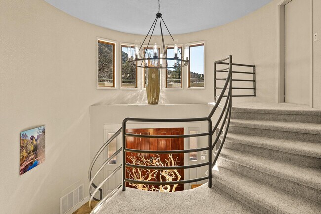 Building Photo - 77 Rainbow Trail