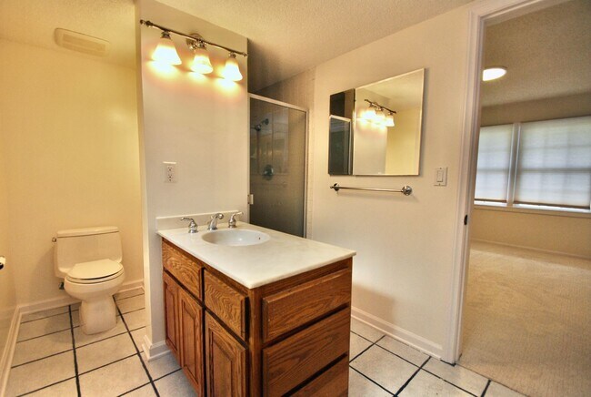 Building Photo - Charming Four Bedroom Rossmoor Home