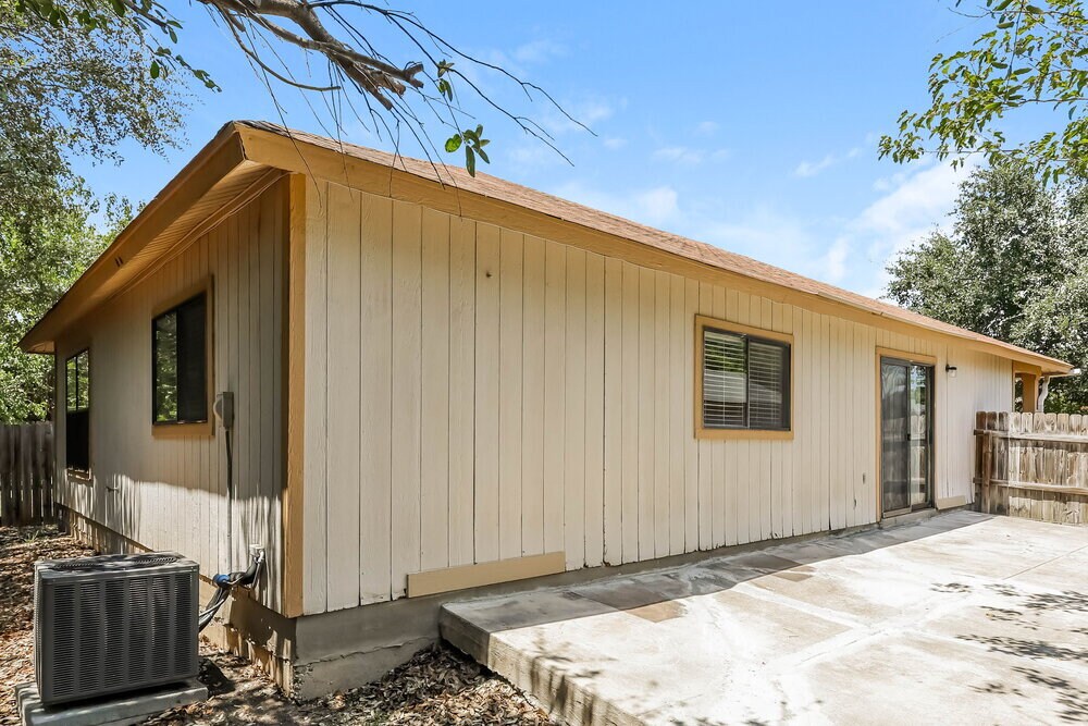 Building Photo - 10736 Juniper Pass