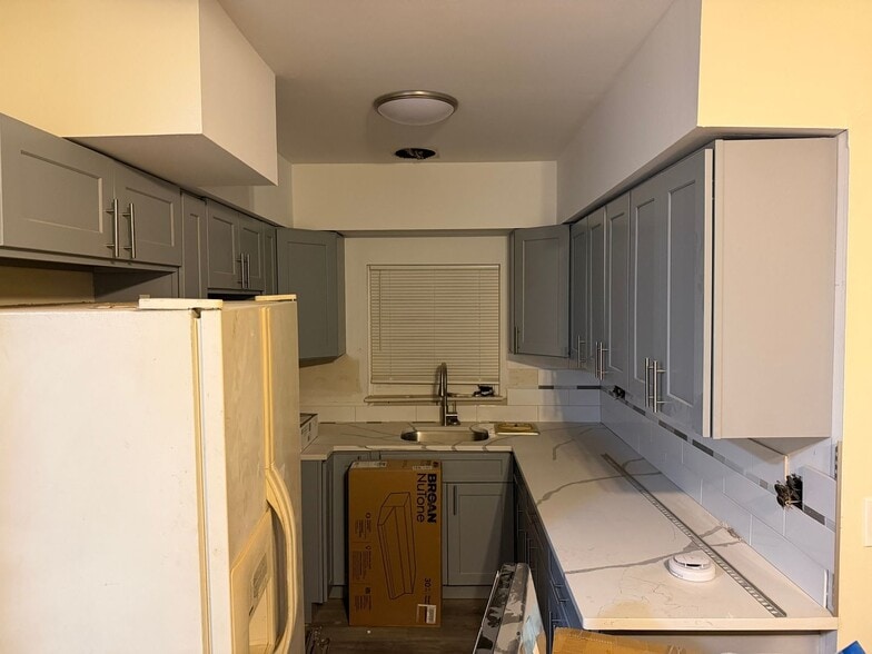 Building Photo - 3834 Amundson Ave