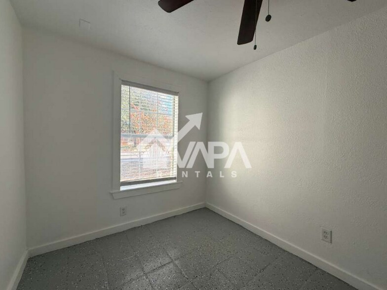 Building Photo - 4743 Georges Farm