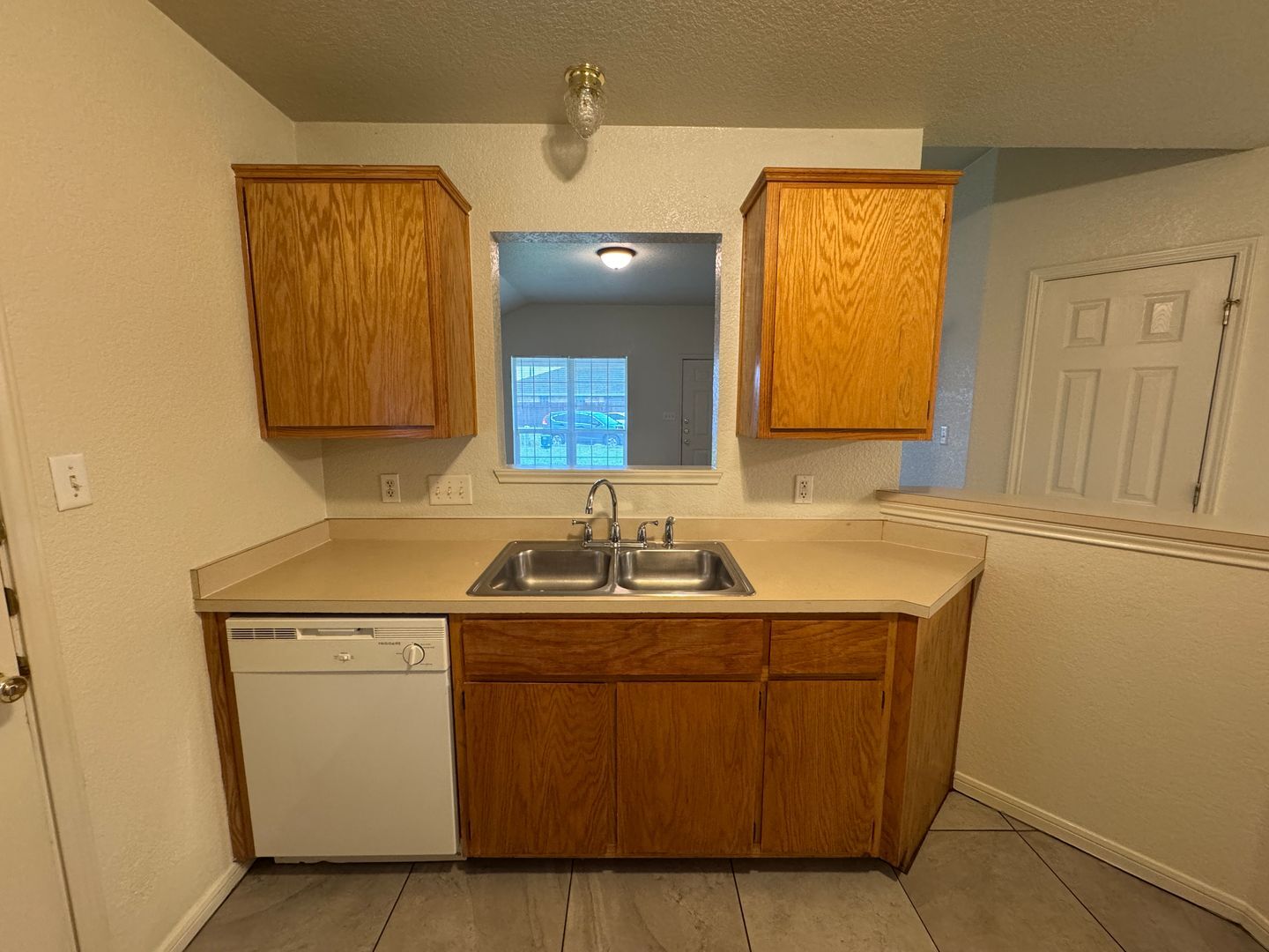 Building Photo - 2609 Vernice Loop