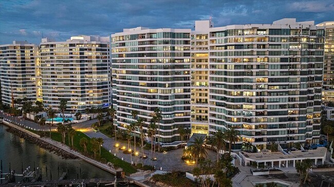 Building Photo - 888 Blvd of the Arts