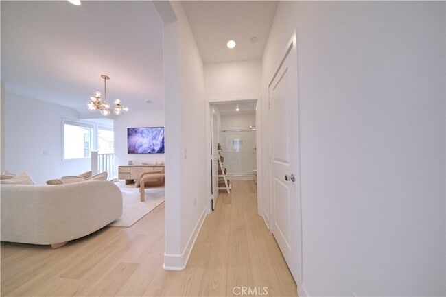 Building Photo - 145 Sora
