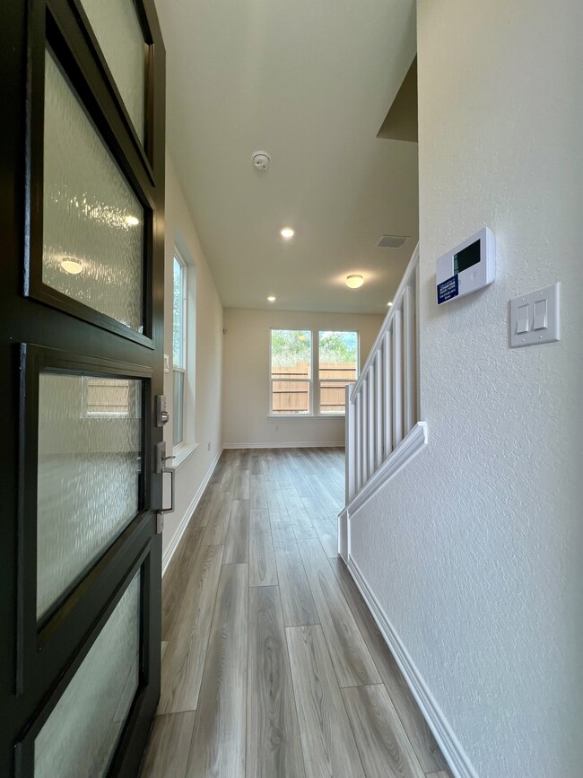 Building Photo - 14839 Vance Jackson Rd