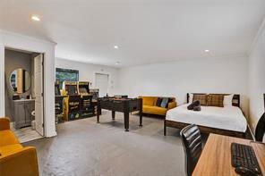 Building Photo - 1178 NE 6th St