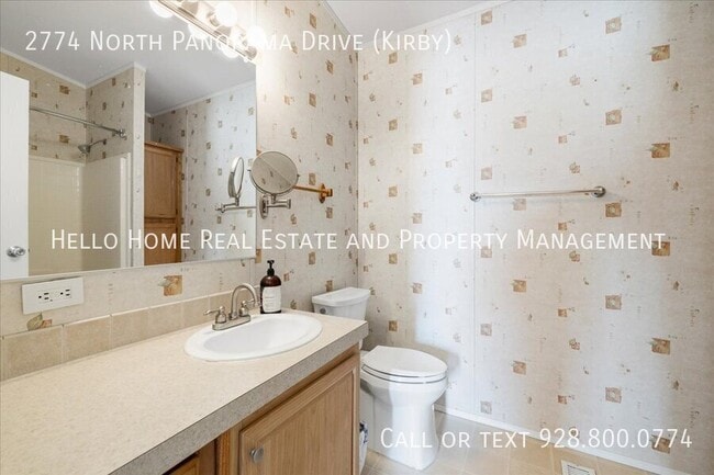 Building Photo - 2774 N Panorama Dr
