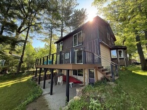 Building Photo - 8649 Hidden Lake Dr