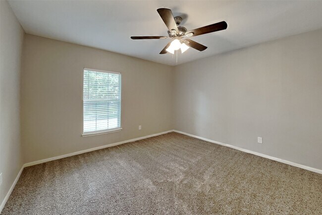 Building Photo - 1031 Cascade Creek Dr