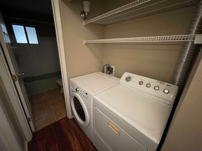 Building Photo - 1 Bed/1 Bath Villa in Indian Ridge AVAILAB...
