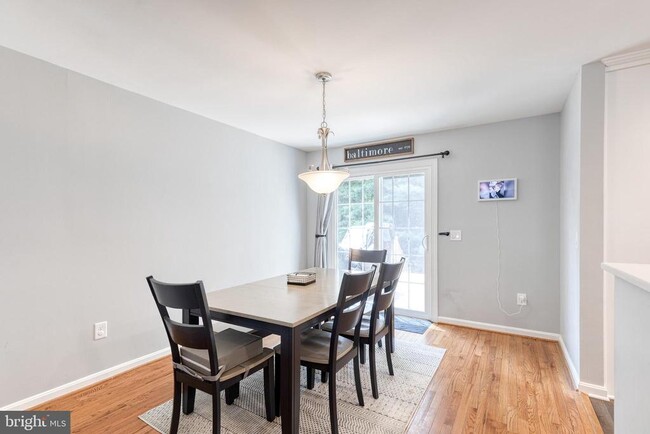 Building Photo - 708 Leister Dr