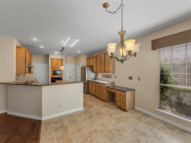 Building Photo - 2117 Nottingham St