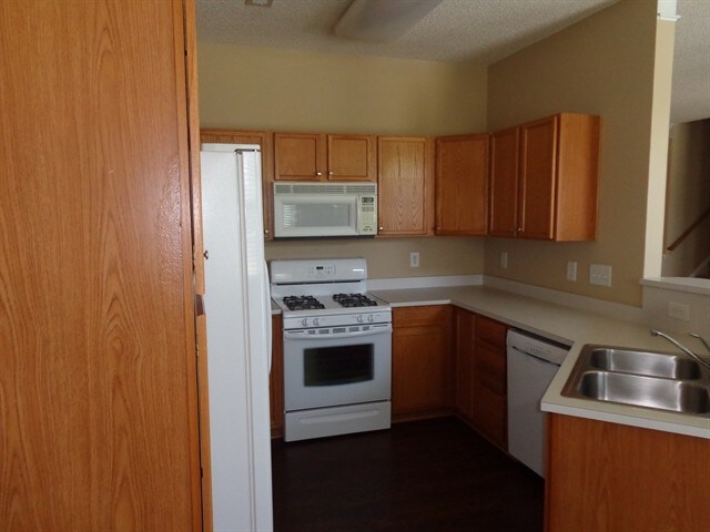 Building Photo - 4614 Sahalee Ln