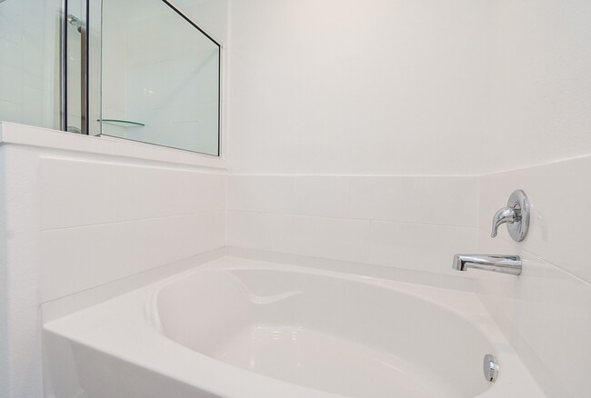 Building Photo - 23923 Escardilla Dr