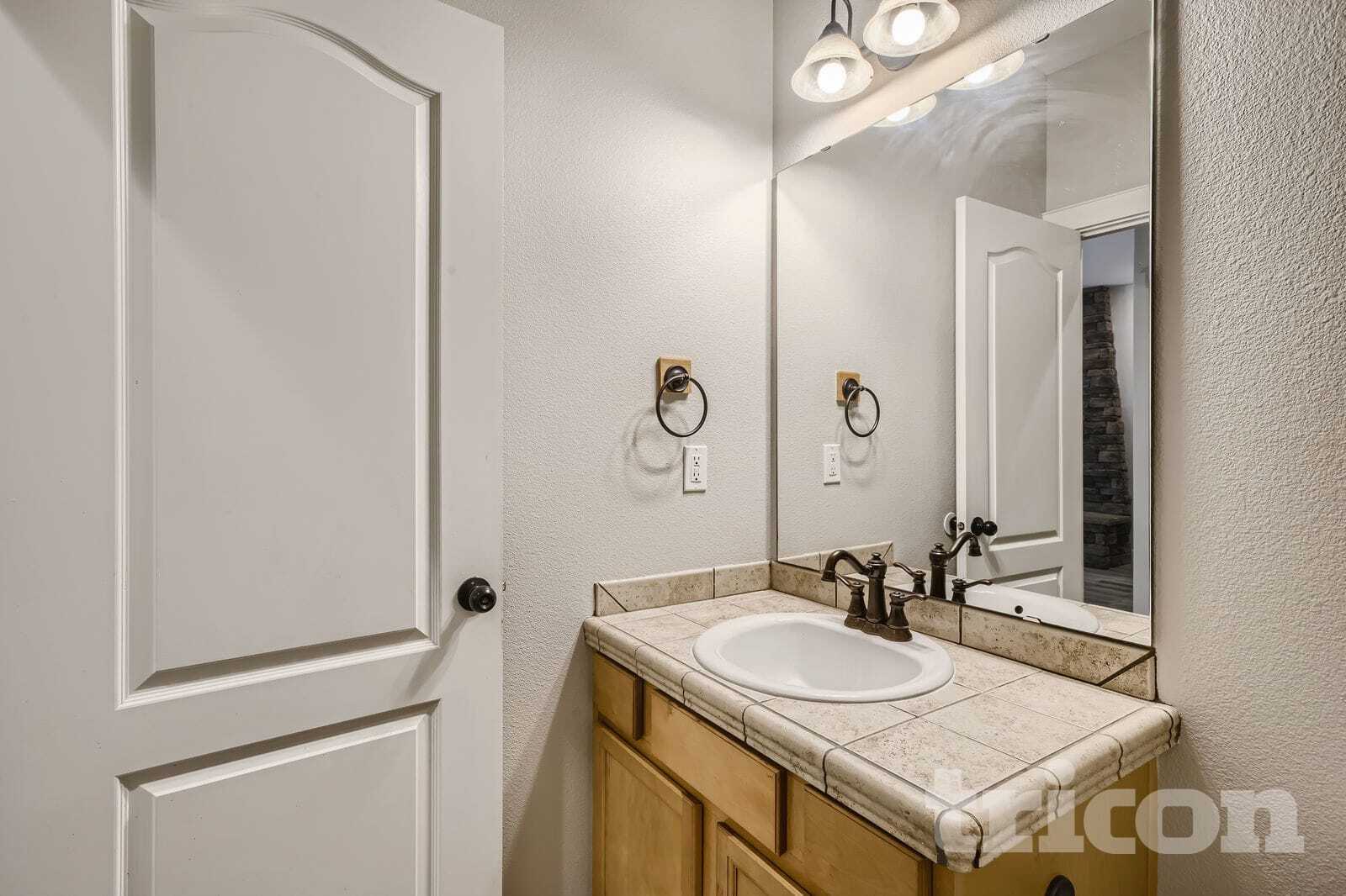 Building Photo - 11805 1st Pl SE