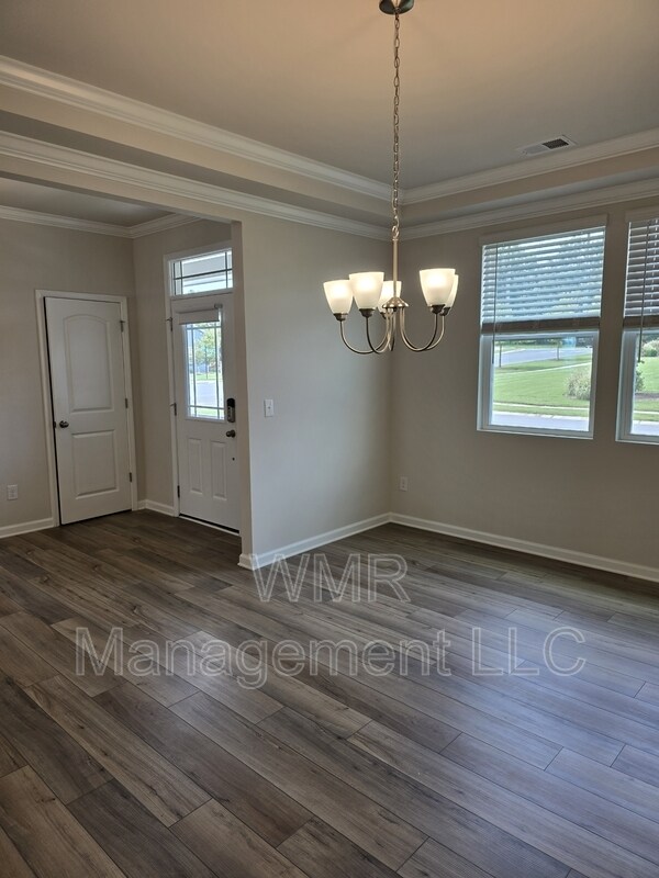 Building Photo - 1119 Bellshill Dr