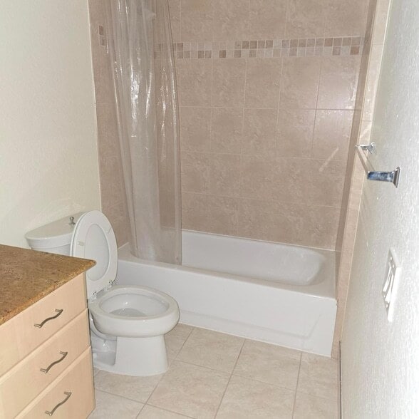 Building Photo - 1610 Presidential Way