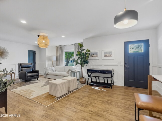 Building Photo - 1314 W Elm St