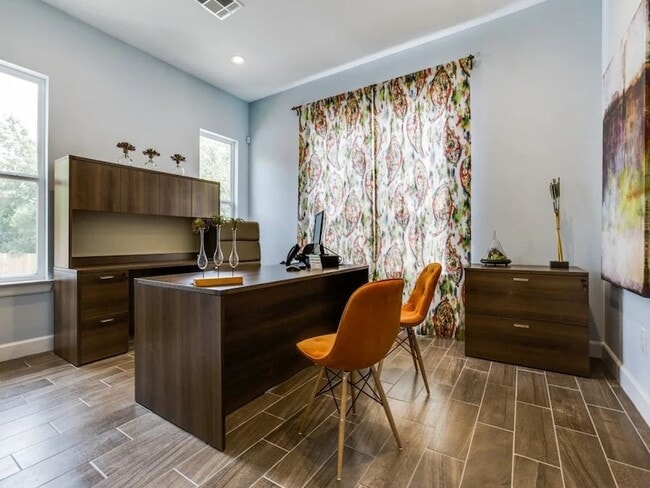 Building Photo - 14722 Nacogdoches Rd