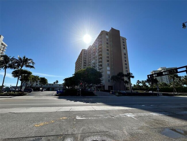Building Photo - 2000 S Ocean Blvd