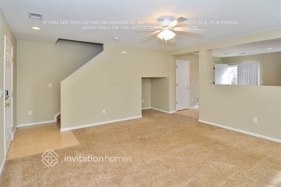 Building Photo - 10100 Glencoe Ct