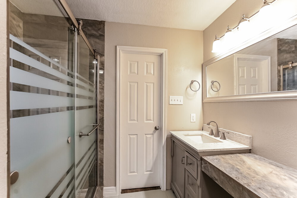 Building Photo - 1406 High Park Cir