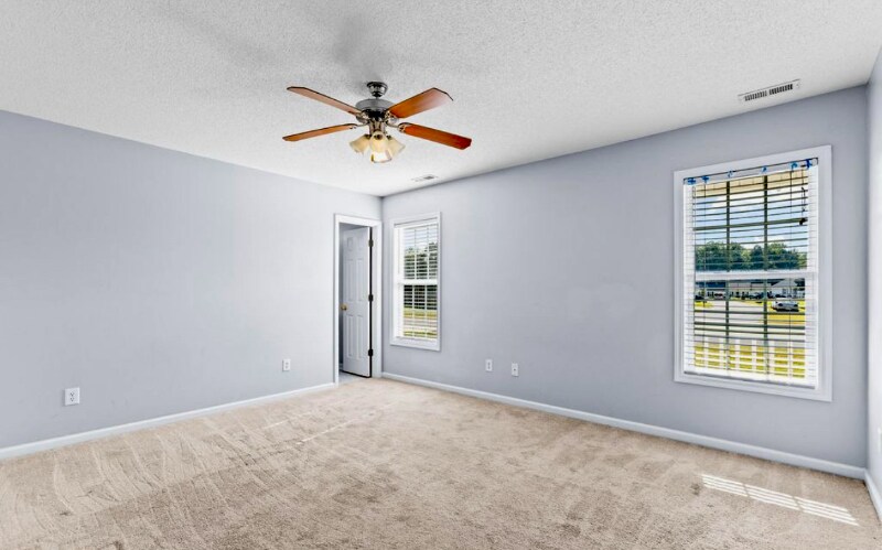 Building Photo - 106 Constitution Ave