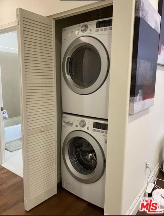 Building Photo - 917 S New Hampshire Ave