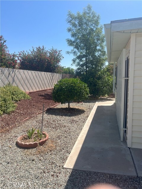 Building Photo - 26050 Germantown Dr