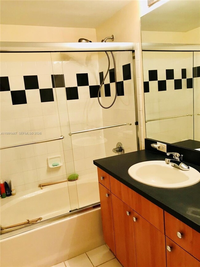 Building Photo - 1330 West Ave