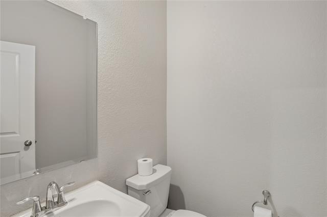 Building Photo - 4301 Meadow Hawk Dr