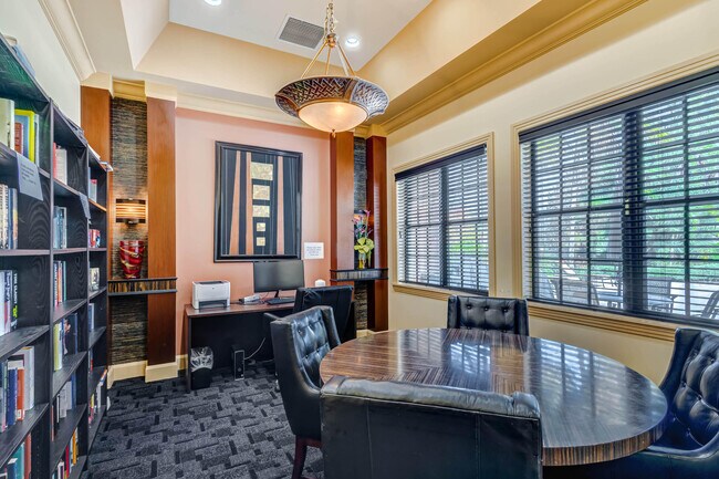 Building Photo - 4801 PGA Boulevard