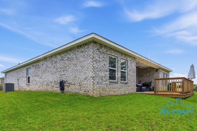 Building Photo - 5159 Fairbury Way