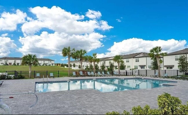 Building Photo - 509 Madison Dr