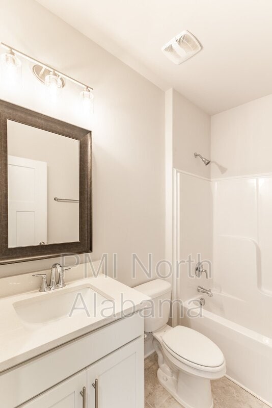 Building Photo - 125 Caspian Ln