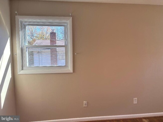 Building Photo - 5315 Manorfield Rd