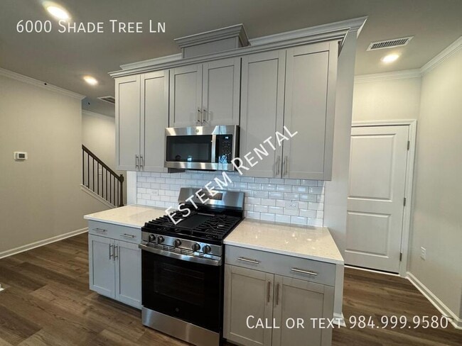 Building Photo - 6000 Shade Tree Ln