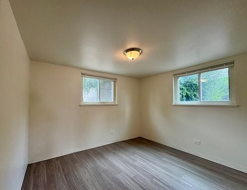 Building Photo - 2 Bedroom 1 Bath In Lakewood! Available Now!!