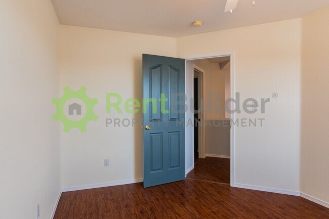 Building Photo - CALL US TODAY AT (505) 808-6467 TO SCHEDUL...