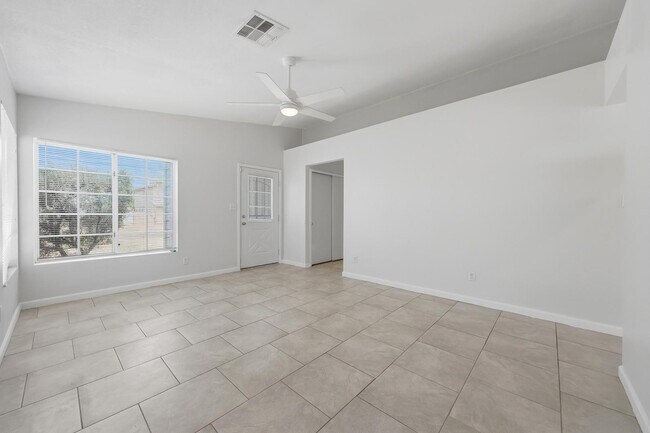 Building Photo - 3817 W Camino Real