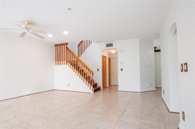 Building Photo - 170 NW 207th Way