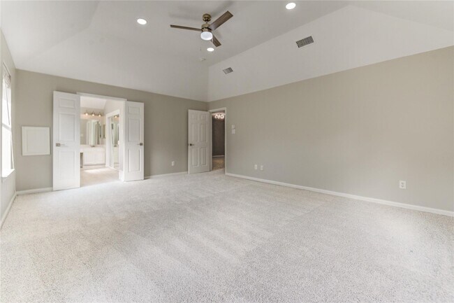 Building Photo - 12207 Lakewood Glade Ct